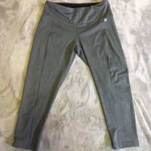 Workout capris
